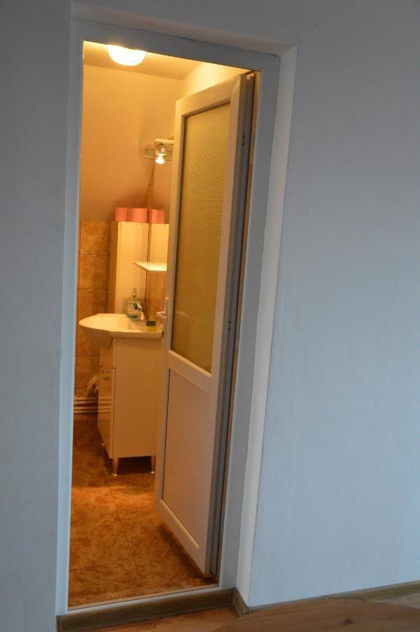 Baza Sportiva Adelina Hotel Câmpulung Eksteriør billede