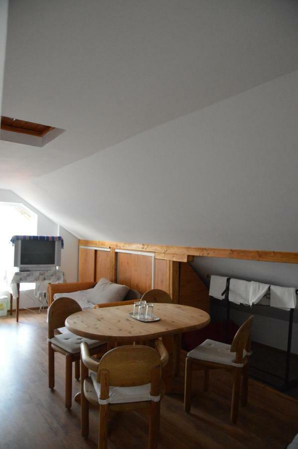 Baza Sportiva Adelina Hotel Câmpulung Eksteriør billede